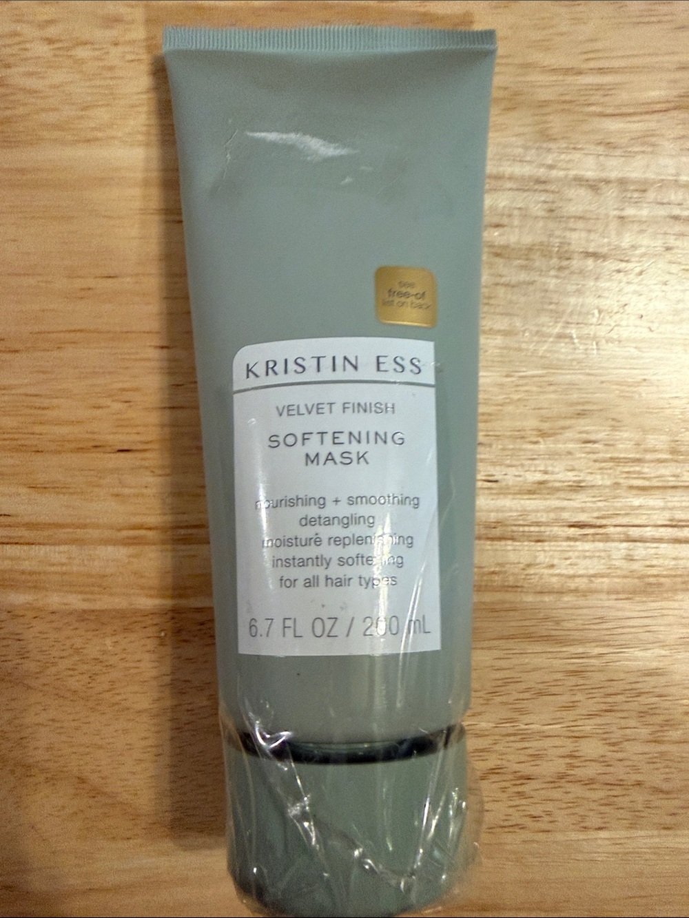 Kristin Ess Velvet Finish Softening Mask - Sage Green